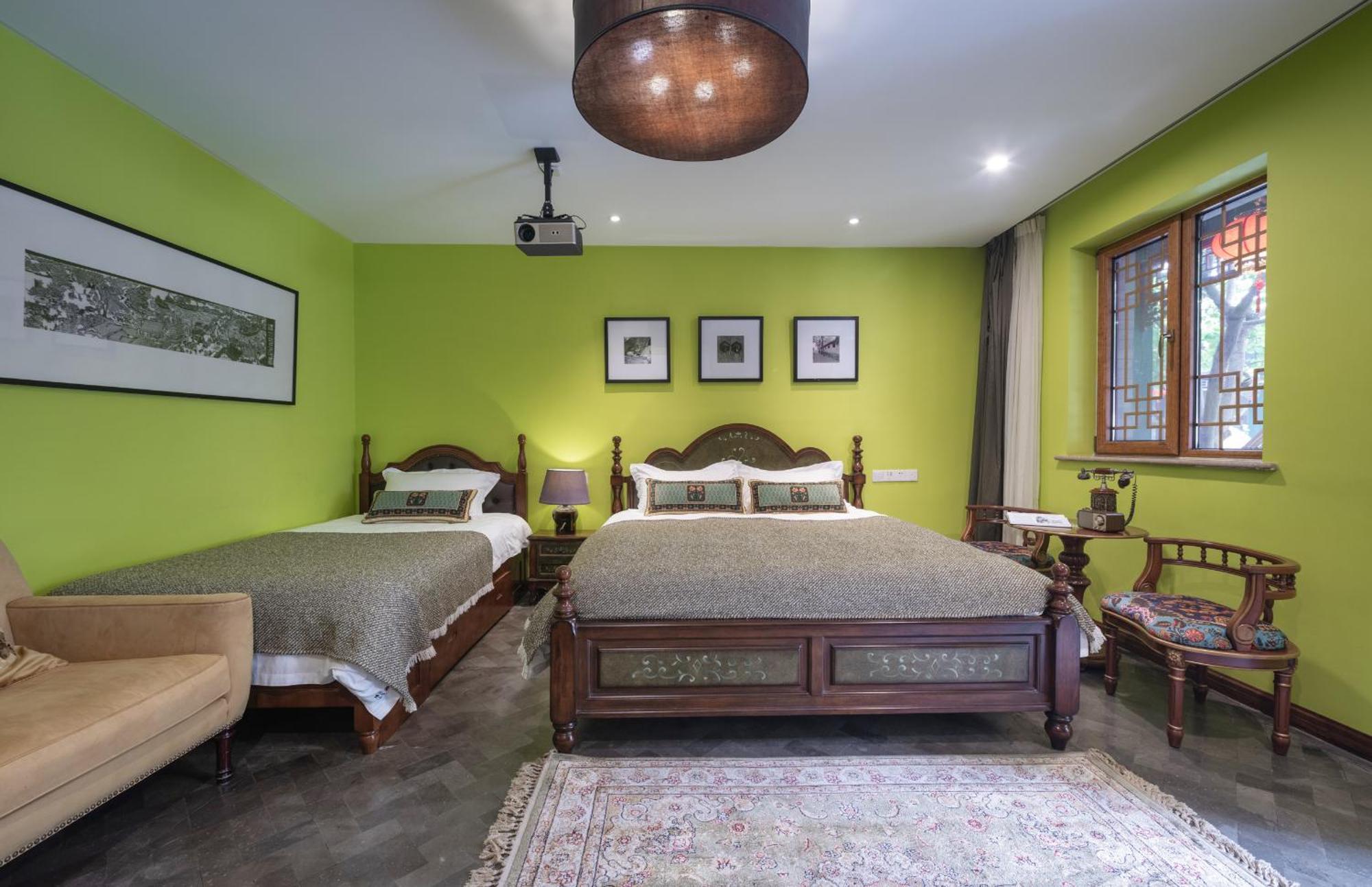 Hotel Cote Cour Deductive Beijing - Quadrangle Close To Tiananmen Square & Forbidden City & Nanluoguxiang, Walk To Wangfujing, English Speaking, Free Wifi, Free Laundry, Free Wonton & Noodles With Tour Ticket Service, Free Selfies With Ancient Costum Екстериор снимка