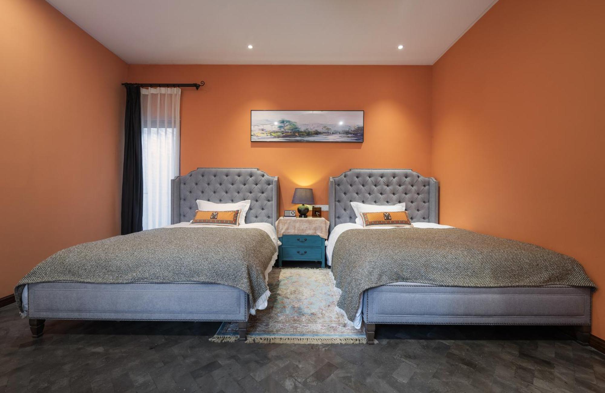 Hotel Cote Cour Deductive Beijing - Quadrangle Close To Tiananmen Square & Forbidden City & Nanluoguxiang, Walk To Wangfujing, English Speaking, Free Wifi, Free Laundry, Free Wonton & Noodles With Tour Ticket Service, Free Selfies With Ancient Costum Екстериор снимка