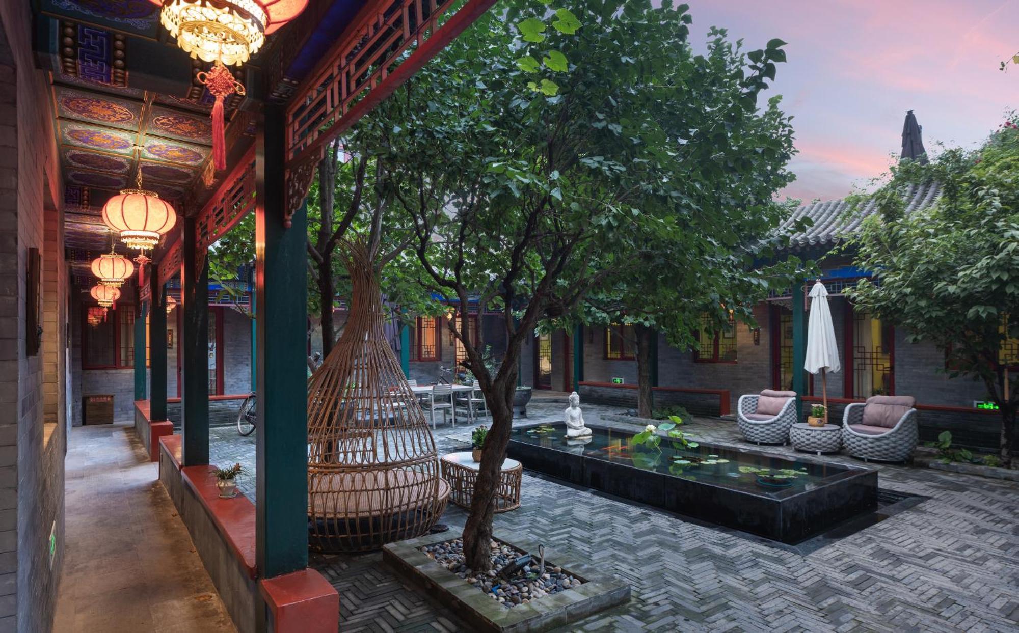 Hotel Cote Cour Deductive Beijing - Quadrangle Close To Tiananmen Square & Forbidden City & Nanluoguxiang, Walk To Wangfujing, English Speaking, Free Wifi, Free Laundry, Free Wonton & Noodles With Tour Ticket Service, Free Selfies With Ancient Costum Екстериор снимка